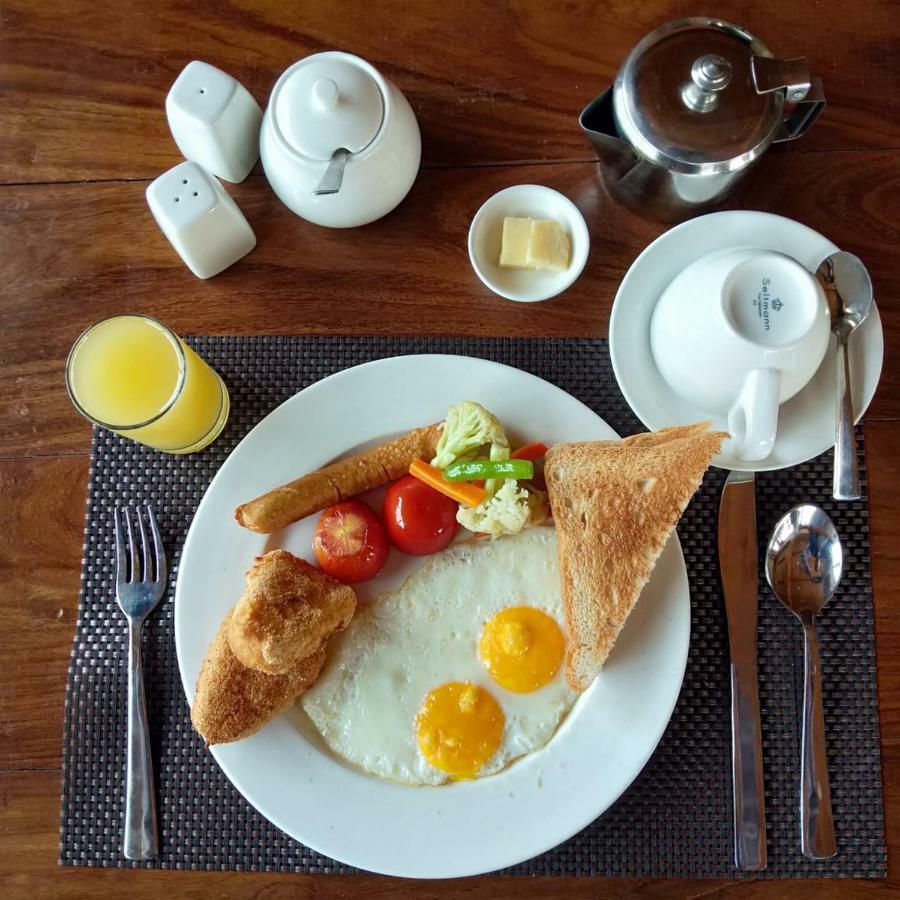 Hotel Mala ポカラ エクステリア 写真